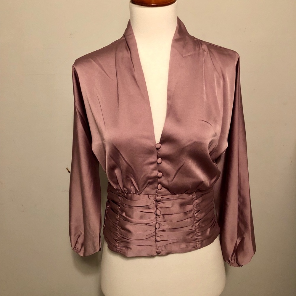 NWT Beautiful button up  lavender blouse